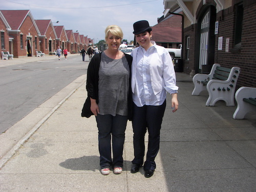 Donna Pettry-Smith and Maya Manilow outside the barns at the Illinois State Fairgrounds, which will be the site of the Monarch Show Series National Championship.