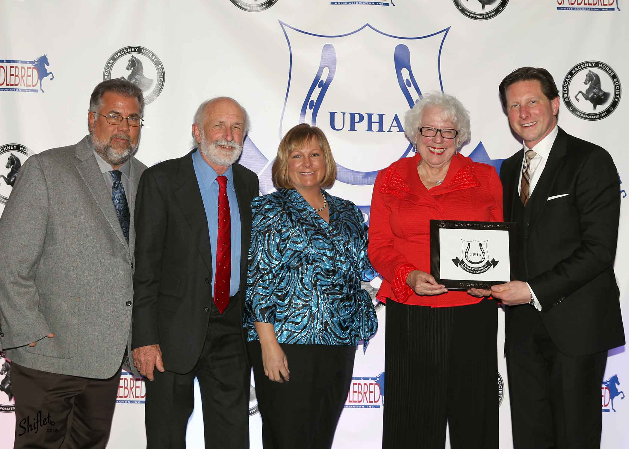 Sandra Surber, joined by her husband Ted and Rich and Maureen Campbell was the AHHS Ann Lee Spires Amateur Award recipient.